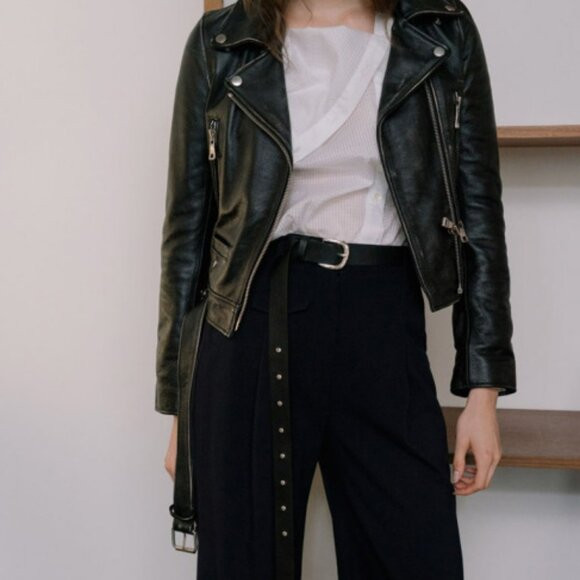 Black faux leather jacket with collar and belt - Picture 3 of 3